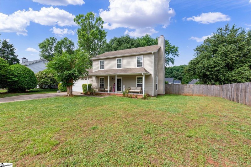 Property image 2 at 206 Camellia Lane, Simpsonville, SC 29681