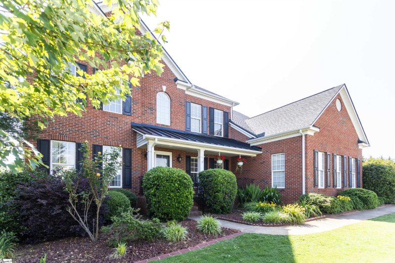 Property image 2 at 228 Ridge Bay Court, Greenville, SC 29611