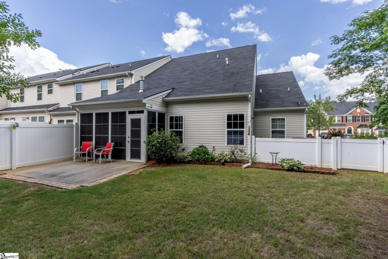Property image 2 at 364 Bellerive Drive, Duncan, SC 29334