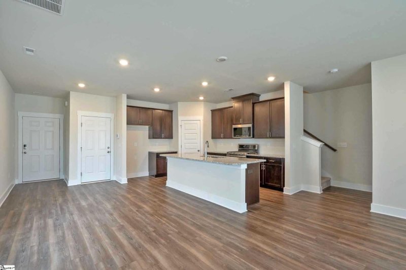 Property image 3 at 105 Ted Drive, Mauldin, SC 29662