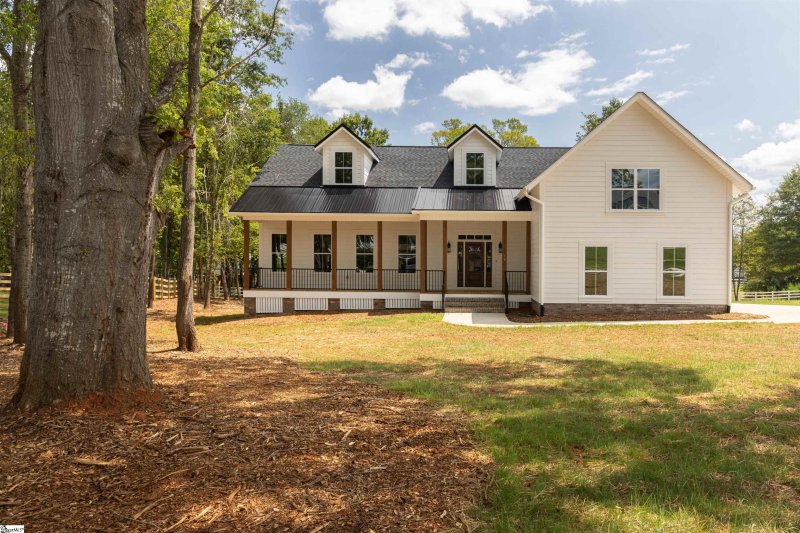 18 Camarillo Court