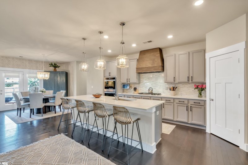 Property image 4 at 810 Cranwell Court, Greer, SC 29651