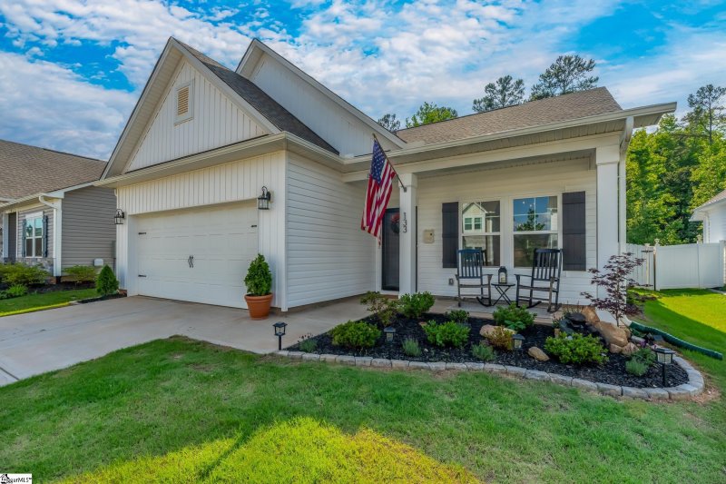 Property image 2 at 133 Strongridge Trail, Simpsonville, SC 29681