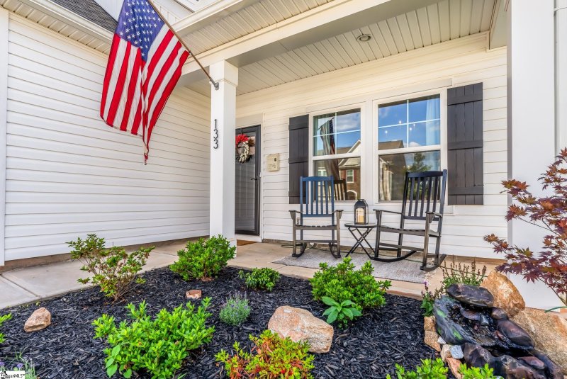 Property image 3 at 133 Strongridge Trail, Simpsonville, SC 29681
