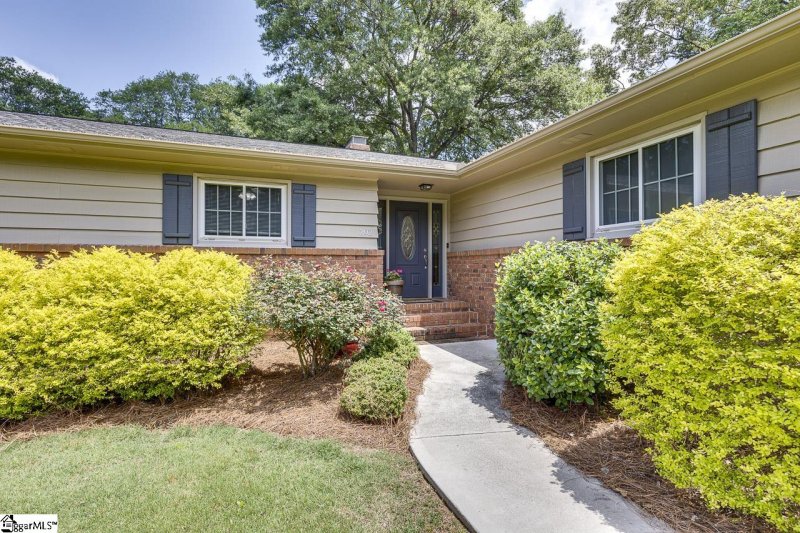 Property image 2 at 202 Terramont Drive, Greenville, SC 29615