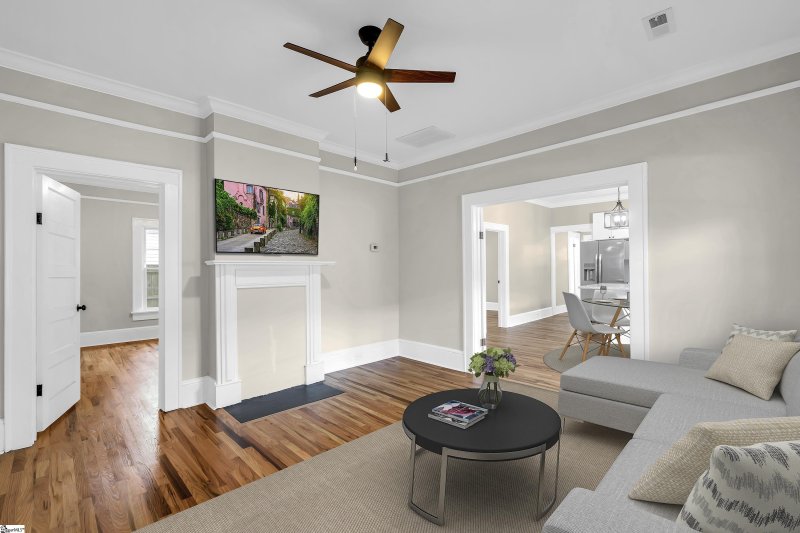 Property image 4 at 28 Underwood Avenue, Greenville, SC 29607