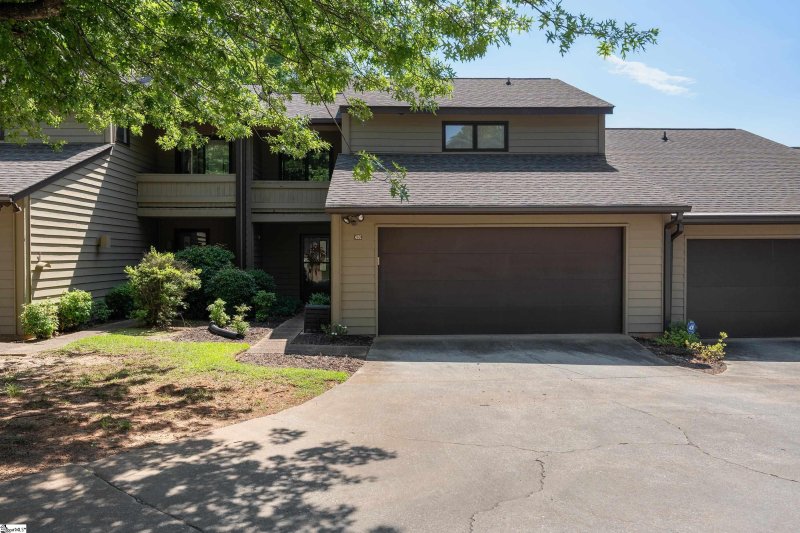 Property image 2 at 426 Sparrow Hawk Court, Greer, SC 29650