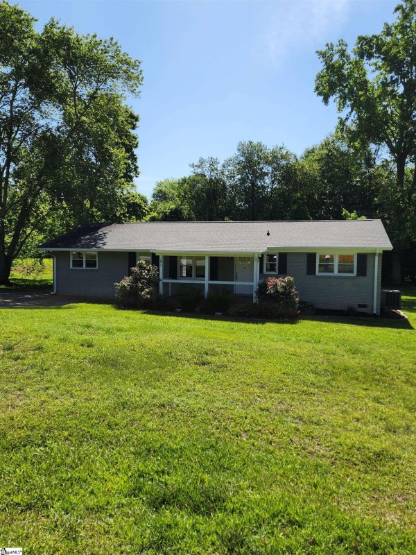 Property image 3 at 101 Truman Street, Easley, SC 29642