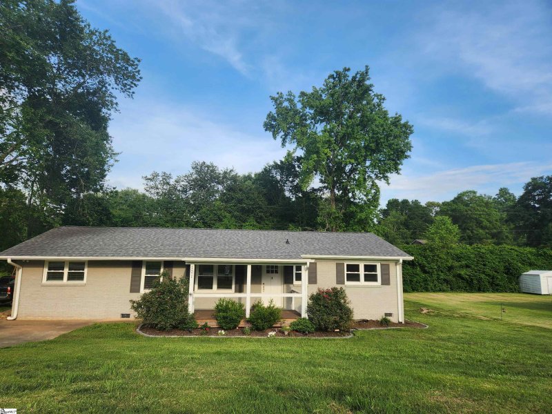 Property image 4 at 101 Truman Street, Easley, SC 29642