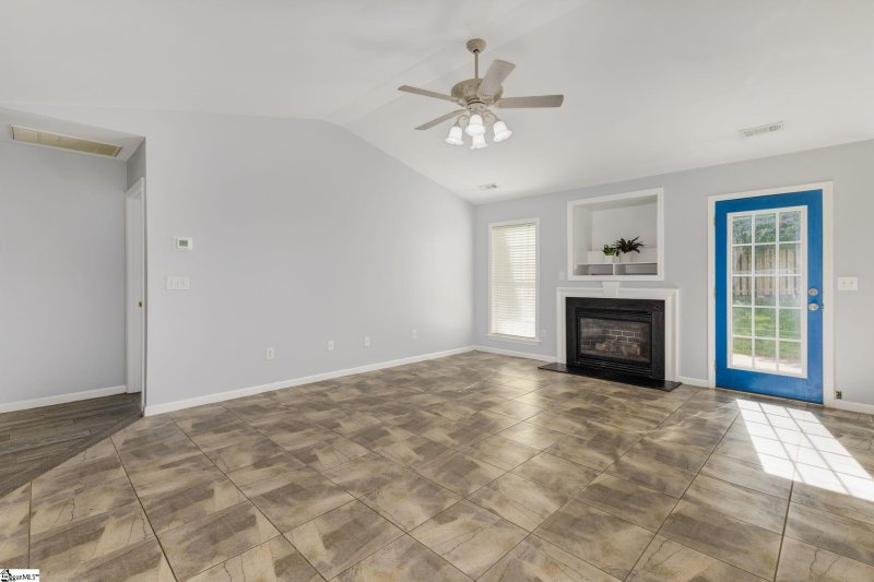 Property image 4 at 132 Longwood Lane, Easley, SC 29642