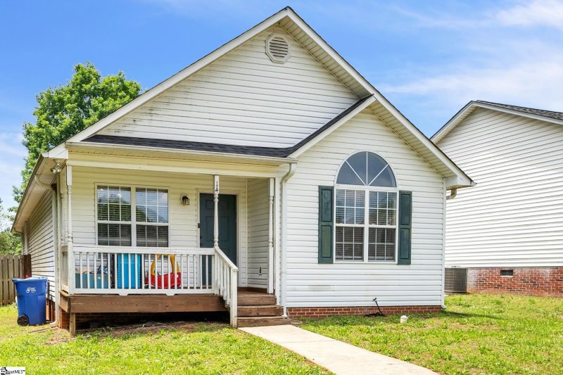 Property image 2 at 14 Shumagin Court, Greenville, SC 29605