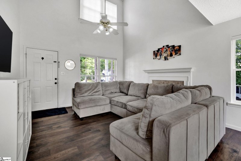 Property image 2 at 22 Idle Lane, Fountain Inn, SC 29644