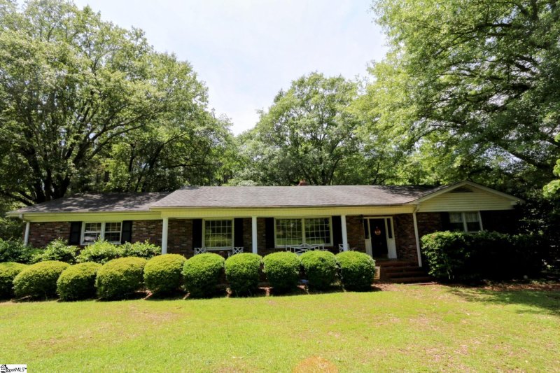 Property image 2 at 105 Belmont Drive, Fountain Inn, SC 29644