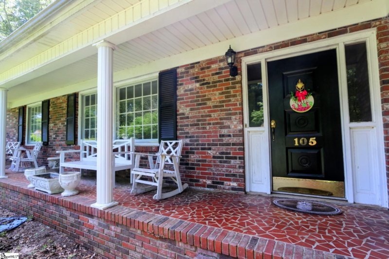 Property image 3 at 105 Belmont Drive, Fountain Inn, SC 29644