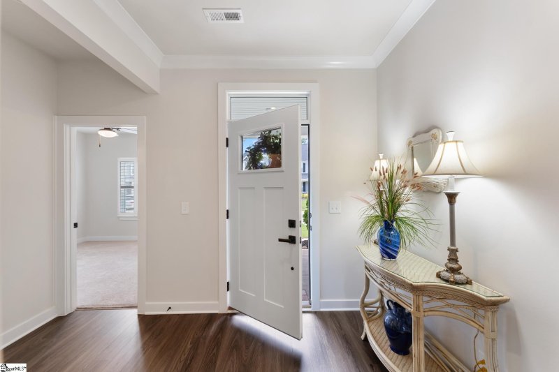 Property image 4 at 413 Spokane Drive, Greenville, SC 29607