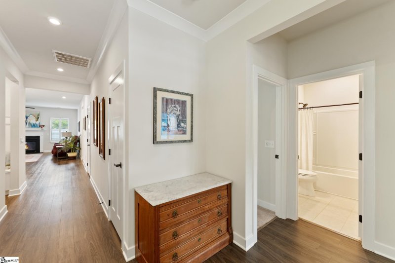 Property image 5 at 413 Spokane Drive, Greenville, SC 29607