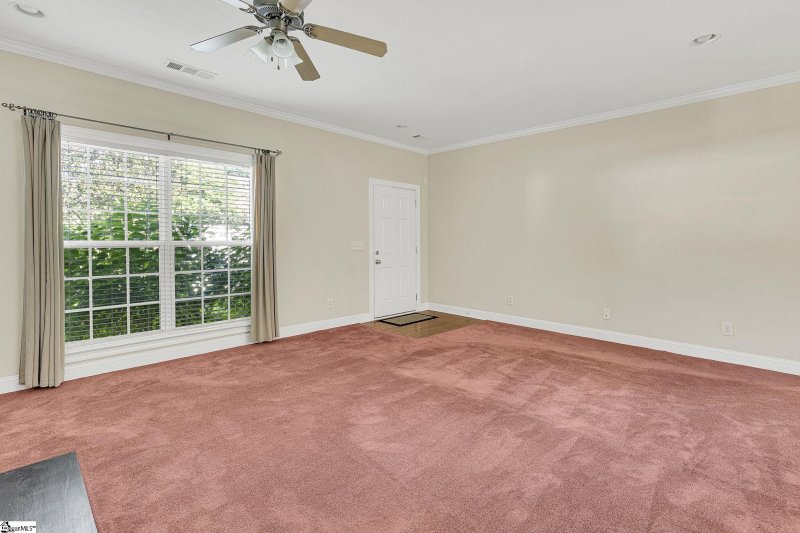 Property image 4 at 111 Ashgrove Lane, Greenville, SC 29607