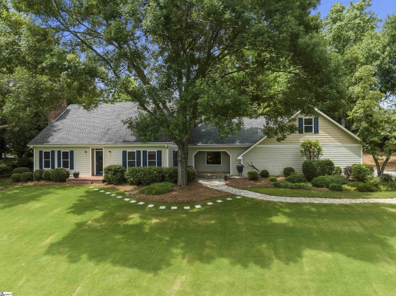 60 Red Bud Lane