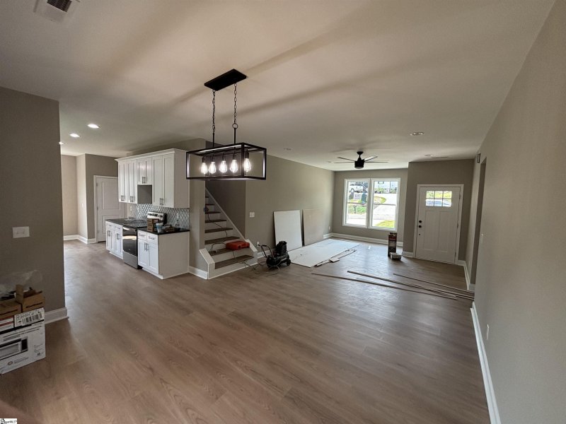 Property image 2 at 713 Rockcliff Street, Greenville, SC 29617