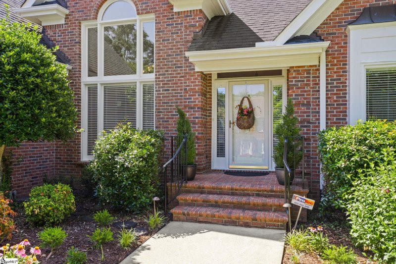 Property image 3 at 102 Gilderview Drive, Simpsonville, SC 29681