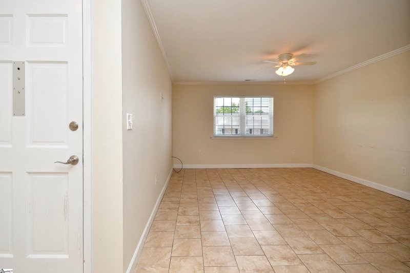 Property image 5 at 925 Cleveland Street, Greenville, SC 29601
