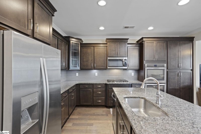 Property image 3 at 192 Fair Orchard Way, Duncan, SC 29334