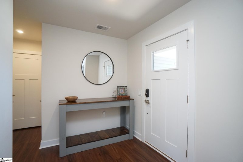 Property image 4 at 400 Vernonburg Court, Piedmont, SC 29673