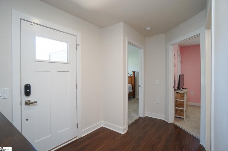 Property image 5 at 400 Vernonburg Court, Piedmont, SC 29673