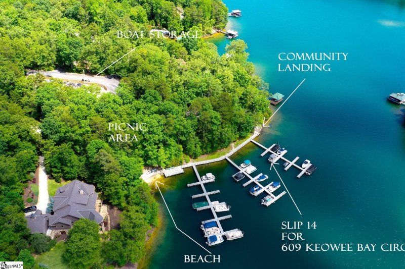 Property image 2 at 609 Keowee Bay Circle, Salem, SC 29676