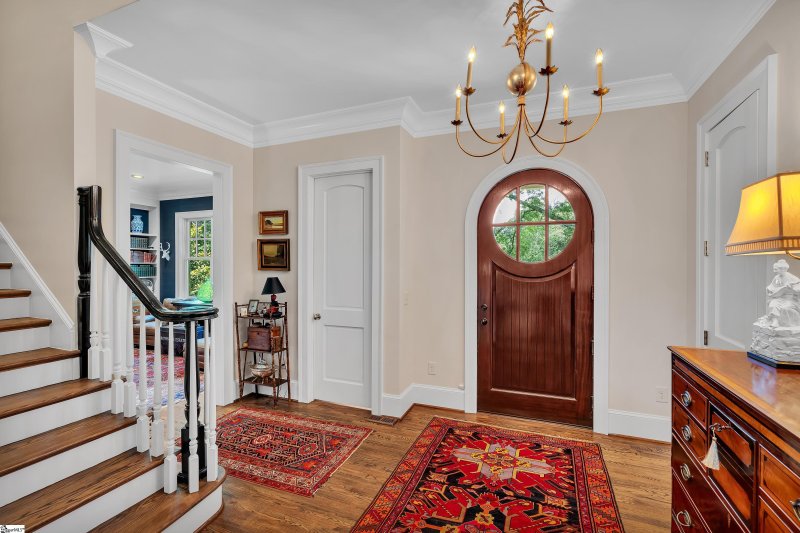 Property image 5 at 100 Knollwood Lane, Greenville, SC 29607