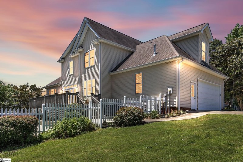 Property image 4 at 136 Red Maple Circle, Easley, SC 29642