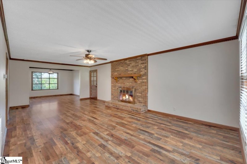 Property image 3 at 205 Sheffield Court, Easley, SC 29642-9031