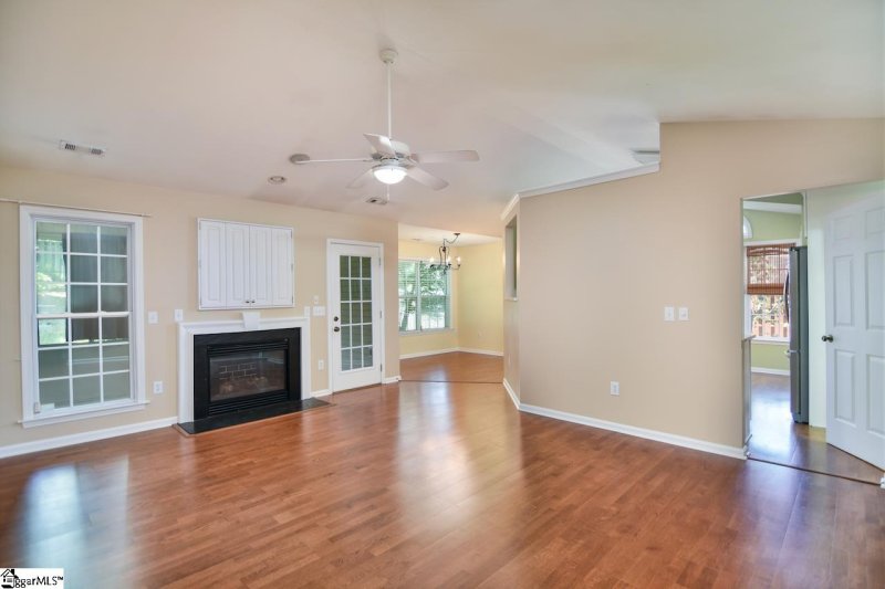 Property image 5 at 113 Mystic Court, Simpsonville, SC 29681