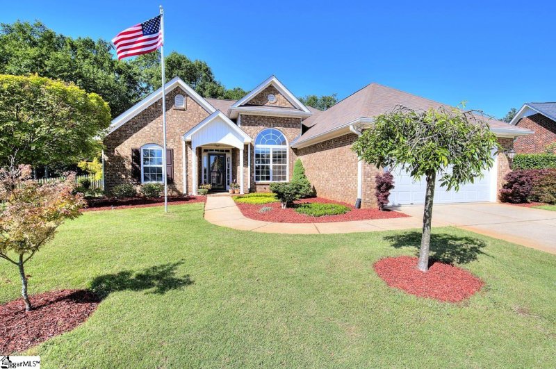 605 Ashley Commons Court