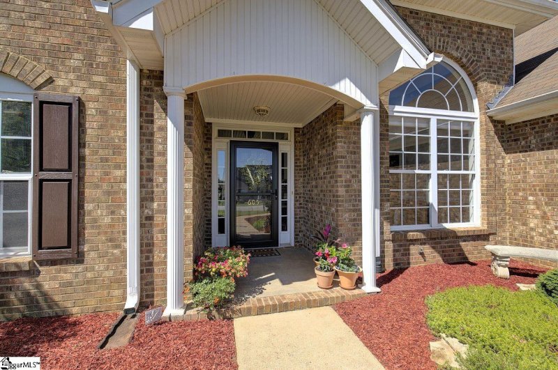 Property image 3 at 605 Ashley Commons Court, Greer, SC 29651