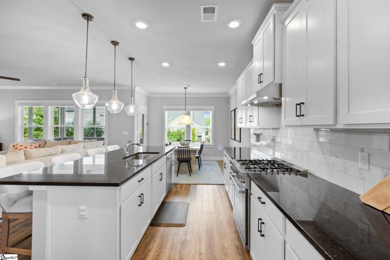 Property image 3 at 113 Marshfield Trail, Simpsonville, SC 29680