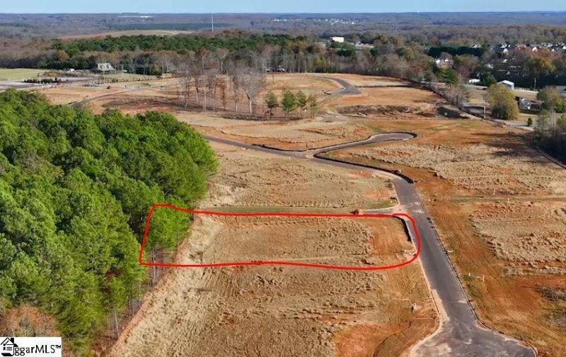 Property image 3 at 402 Riverlan Way, Greer, SC 29651