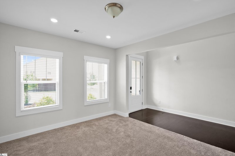 Property image 3 at 104 Sandpine Way, Greer, SC 29651