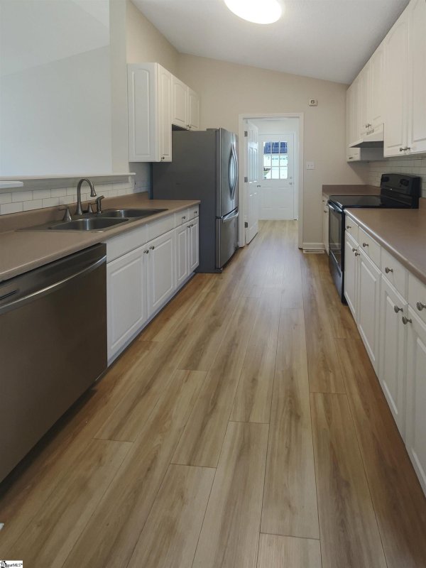 Property image 2 at 329 Tartan Court, Boiling Springs, SC 29316