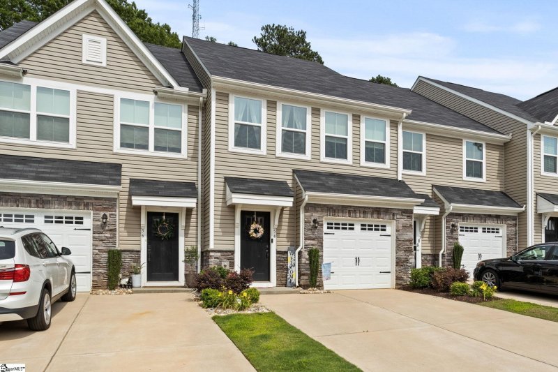 Property image 2 at 54 Willomere Way, Simpsonville, SC 29681