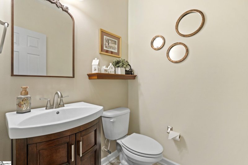 Property image 4 at 42 Shale Court, Greenville, SC 29607