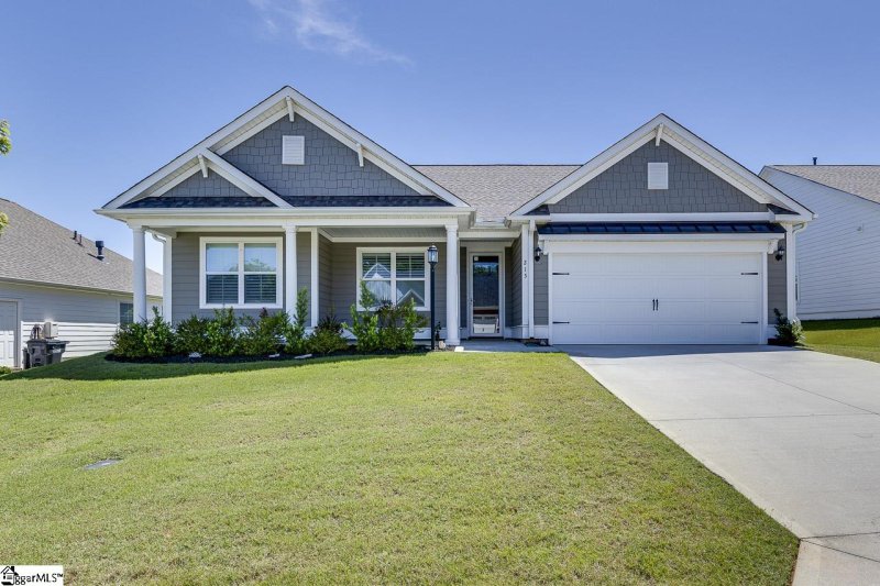 Property image 2 at 215 Lincoln Hill Road, Taylors, SC 29687-5787