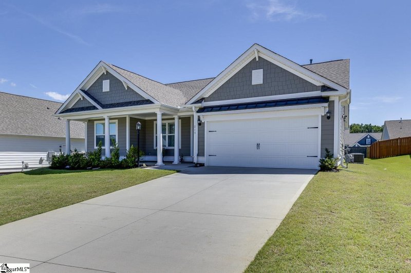 Property image 3 at 215 Lincoln Hill Road, Taylors, SC 29687-5787