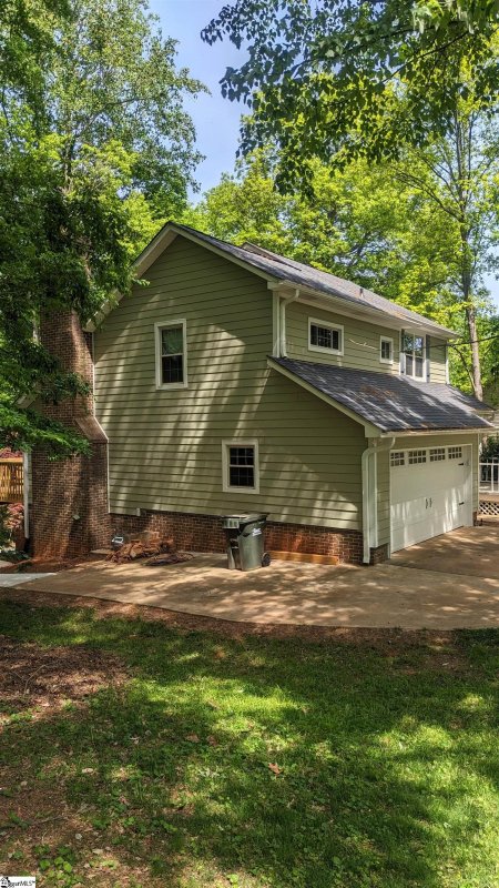 Property image 5 at 9 Doverdale Road, Greenville, SC 29615