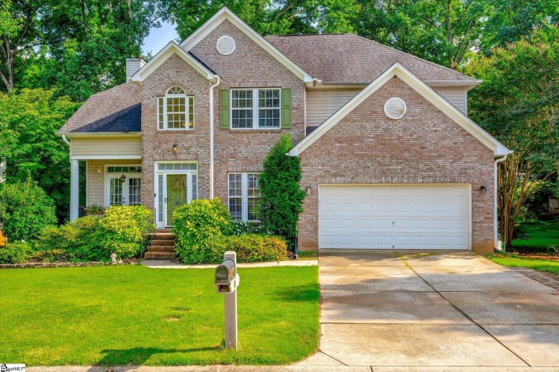 Property image 2 at 10 Mountain Rose Court, Simpsonville, SC 29681