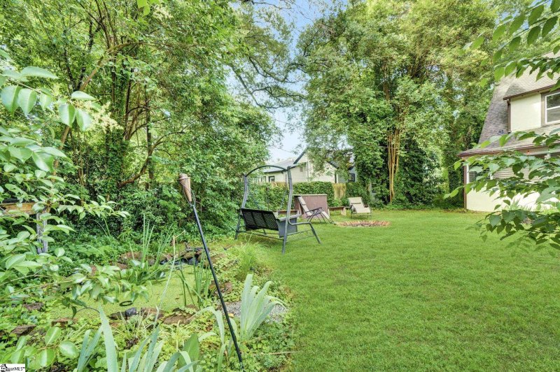 Property image 3 at 125 E Victoria Road, Spartanburg, SC 29301