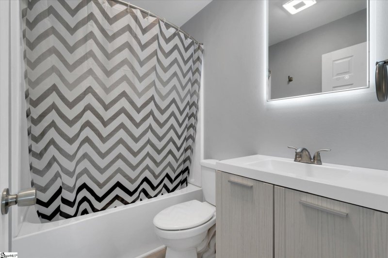 Property image 5 at 95 Topsail Court, Greenville, SC 29611