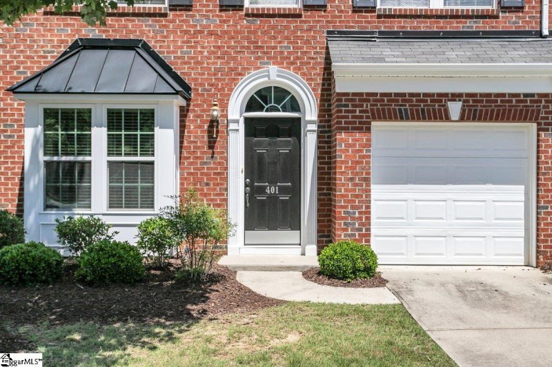 Property image 3 at 401 Cedar Pines Drive, Greenville, SC 29615