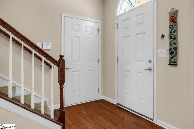 Property image 4 at 401 Cedar Pines Drive, Greenville, SC 29615