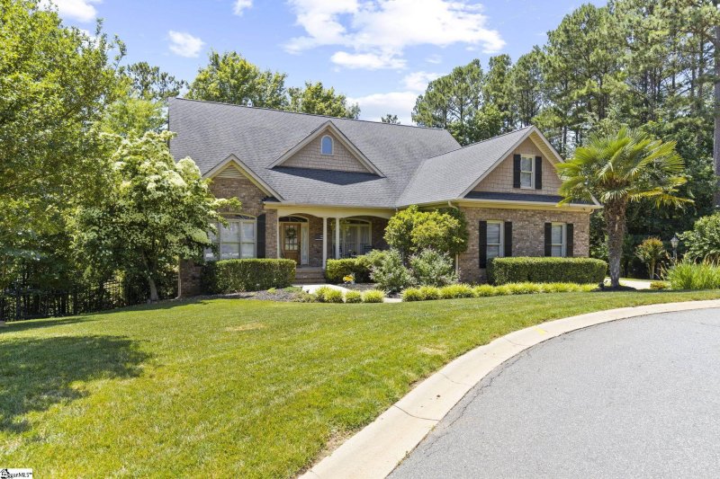 Property image 2 at 429 Marswen Court, Simpsonville, SC 29680